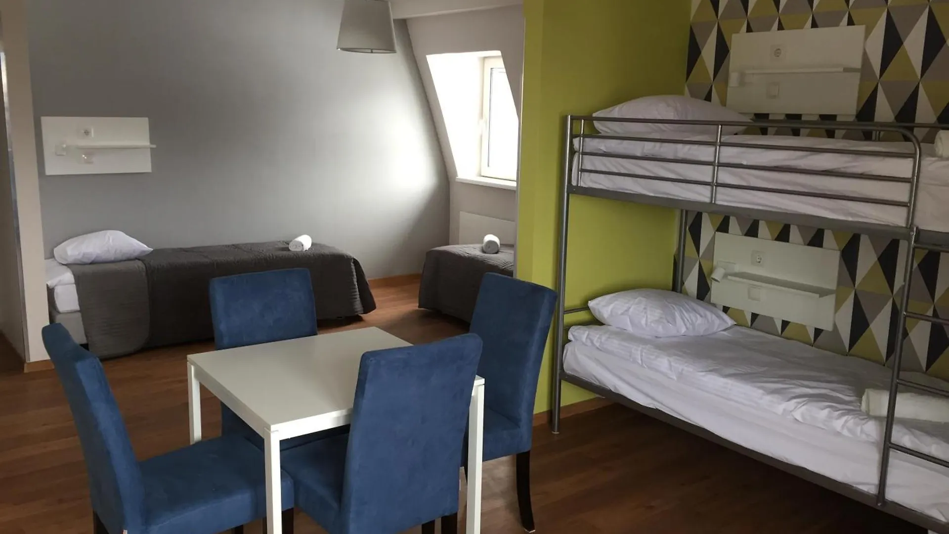Hostel Marmota إنسبروك 0*,  النمسا